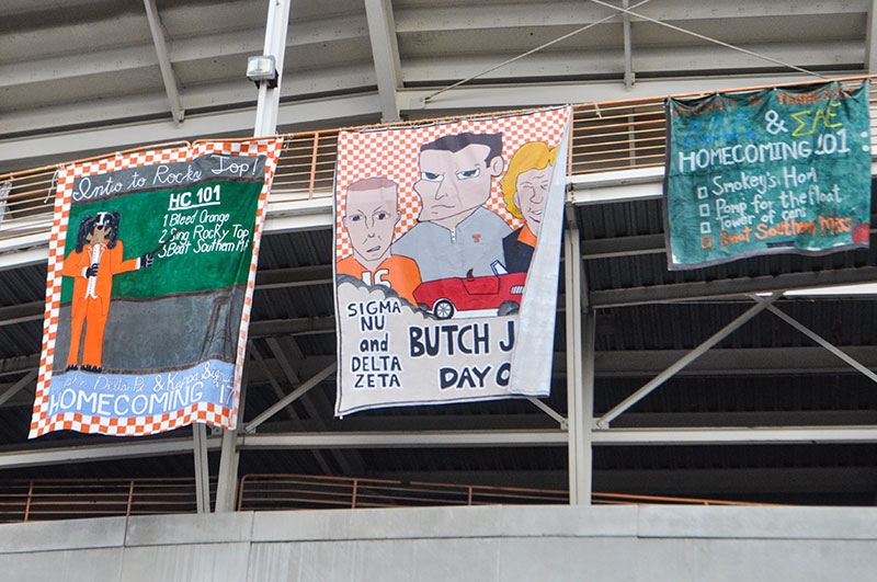 Sigma Nu UTK  competeing in the Large Banner Compitition, Homecoming 2017