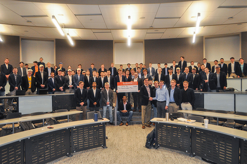 2019 Sigma Nu UTK receives Big Orange Give check img-01