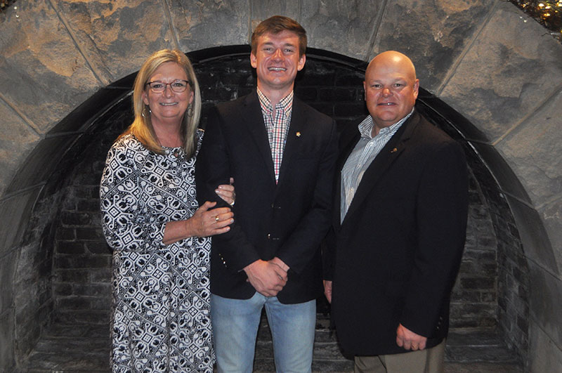 UTK Sigma Nu Family Weekend Dinner img-04